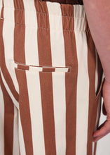 Load image into Gallery viewer, MAUI ELASTIC WAIST PANTS BROWN ARPYES
