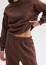 Load image into Gallery viewer, MABEL SWEATSHIRT BROWN SUNSETGO
