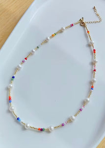 NECKLACE WITH PEARLS SHINE