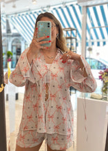 Load image into Gallery viewer, PRINTED SHIRT (PINK BOWS) MILKWHITE
