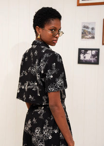 MI LUV YUH CROP BLAZER BLACK ARPYES