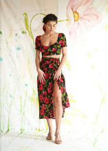 Load image into Gallery viewer, GRAZIE SKIRT MADAME SHOUSHOU
