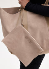 Load image into Gallery viewer, ALYSSA TOTE BAG BEIGE SUNSETGO
