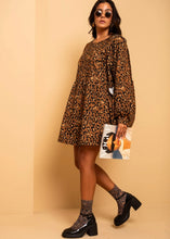 Φόρτωση εικόνας στο εργαλείο προβολής Συλλογής, Melina Mini Dress Brown Animal Print Leopar Φούτερ Φόρεμα με Τσέπες Petit Boutik
