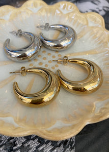 DEWDROP HOOPS