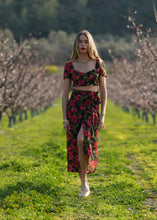 Load image into Gallery viewer, GRAZIE SKIRT MADAME SHOUSHOU
