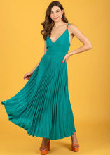 Load image into Gallery viewer, Gabriela dress (Emerald) Chaton
