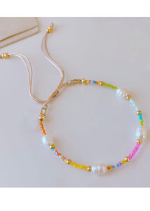BRACELET WITH PEARLS