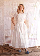 Load image into Gallery viewer, MOINEAU DRESS (WHITE) MADAME SHOUSHOU
