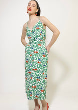 Load image into Gallery viewer, AZALEA DRESS (GREEN CHERRY) BEEME
