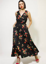 Load image into Gallery viewer, ANEMONI DRESS (BLACK FLORAL) BEEME

