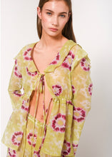 Load image into Gallery viewer, SALOME PRINTED TOP Sun.Set.Go (LIME TIE DYE)
