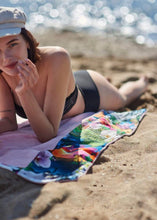 Φόρτωση εικόνας στο εργαλείο προβολής Συλλογής, HEAD 2 TOE BEACH TOWEL Sun Of A Beach (HAWAIIAN TROPIC PINK)
