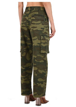 Load image into Gallery viewer, S&amp;P X SSG - Camo Pants SALT &amp; PEPPER
